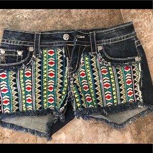 Miss Me 26 shorts. Colorful summer design 💕